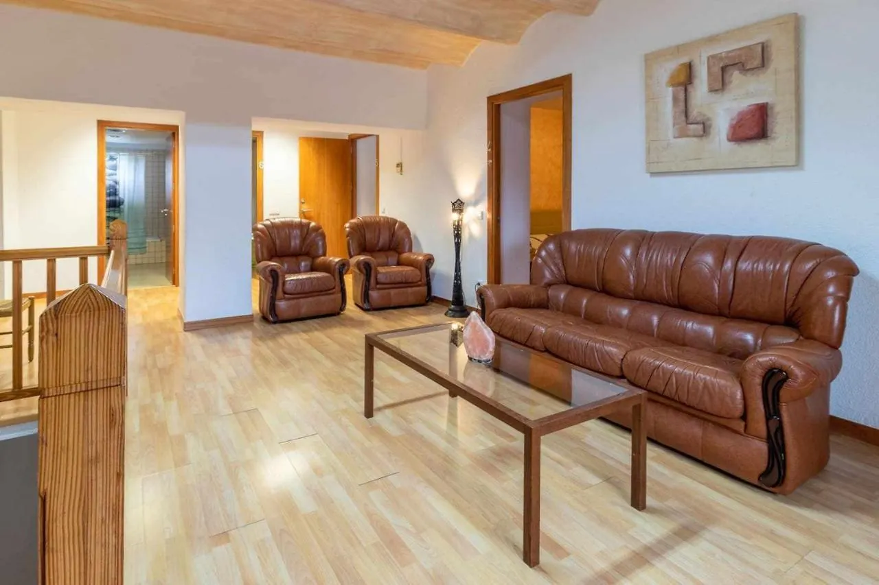 Can Buganto Amplia Casa Con Piscina Y Jardin Villa Llambillas Holiday home
