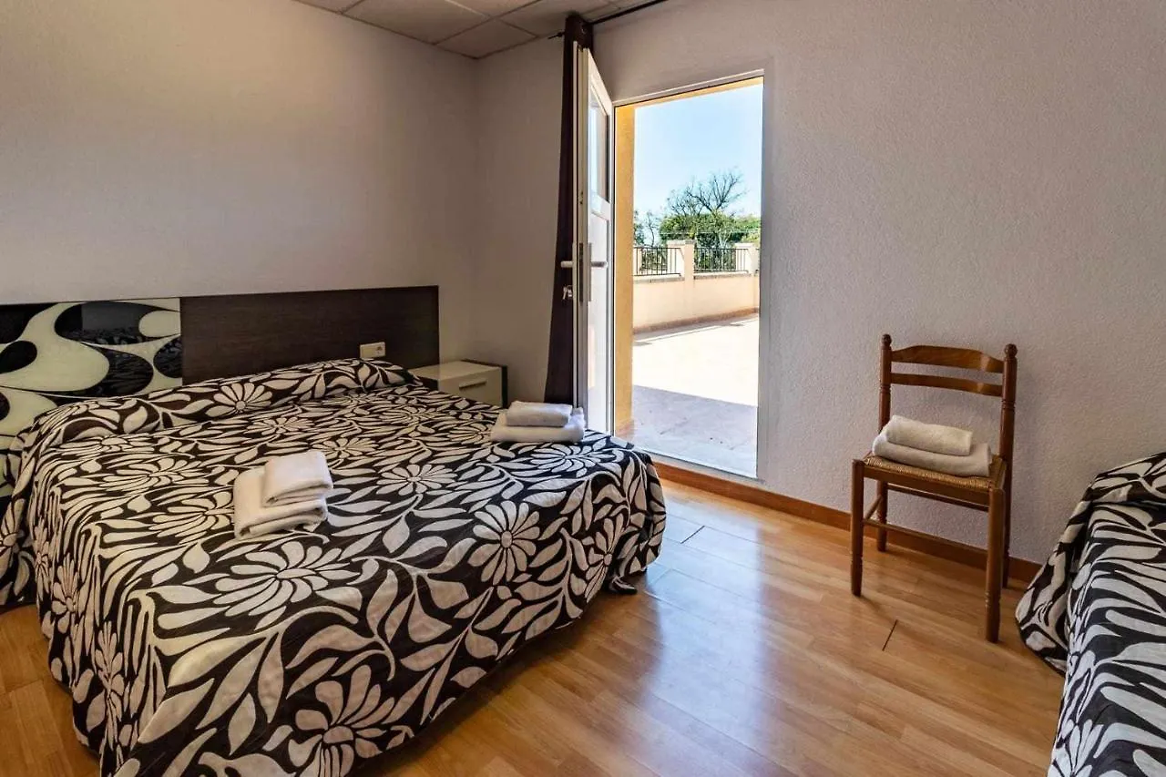 Holiday home Can Buganto Amplia Casa Con Piscina Y Jardin Villa Llambillas Spain